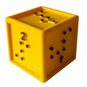 Dau Braille + lletra vista en alt contrast